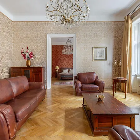 Summit Sanctuary Lägenhet Budapest