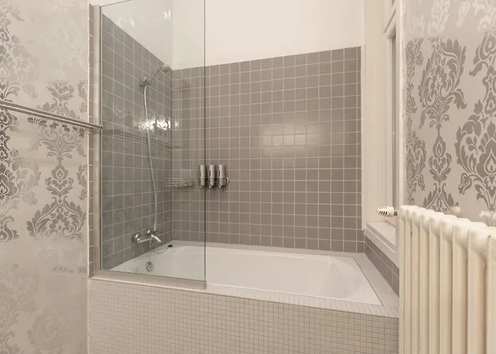 Summit Sanctuary * Budapeszt